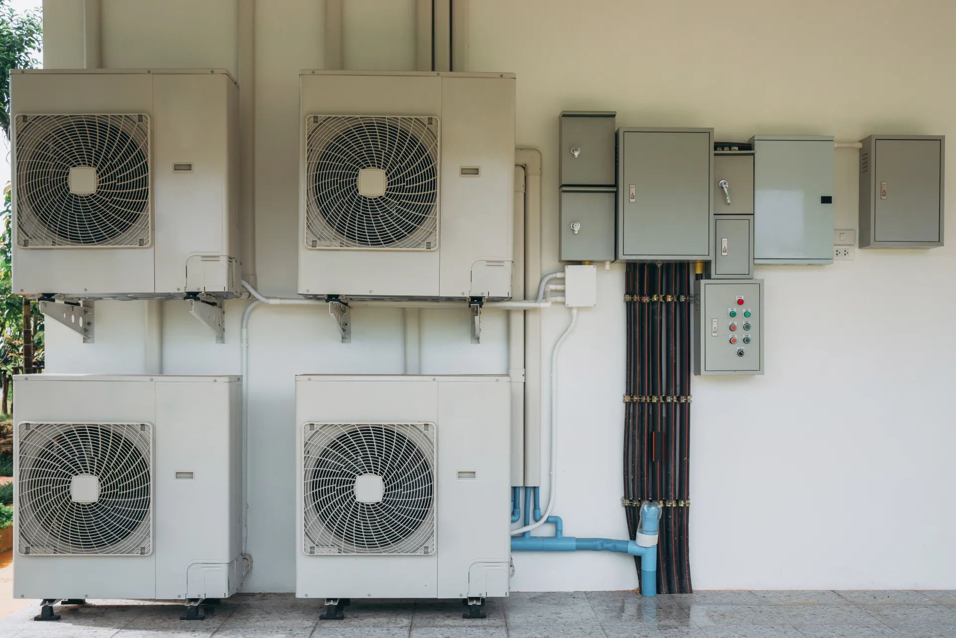 High-rise HVAC chilled water cooling tower systems Toronto