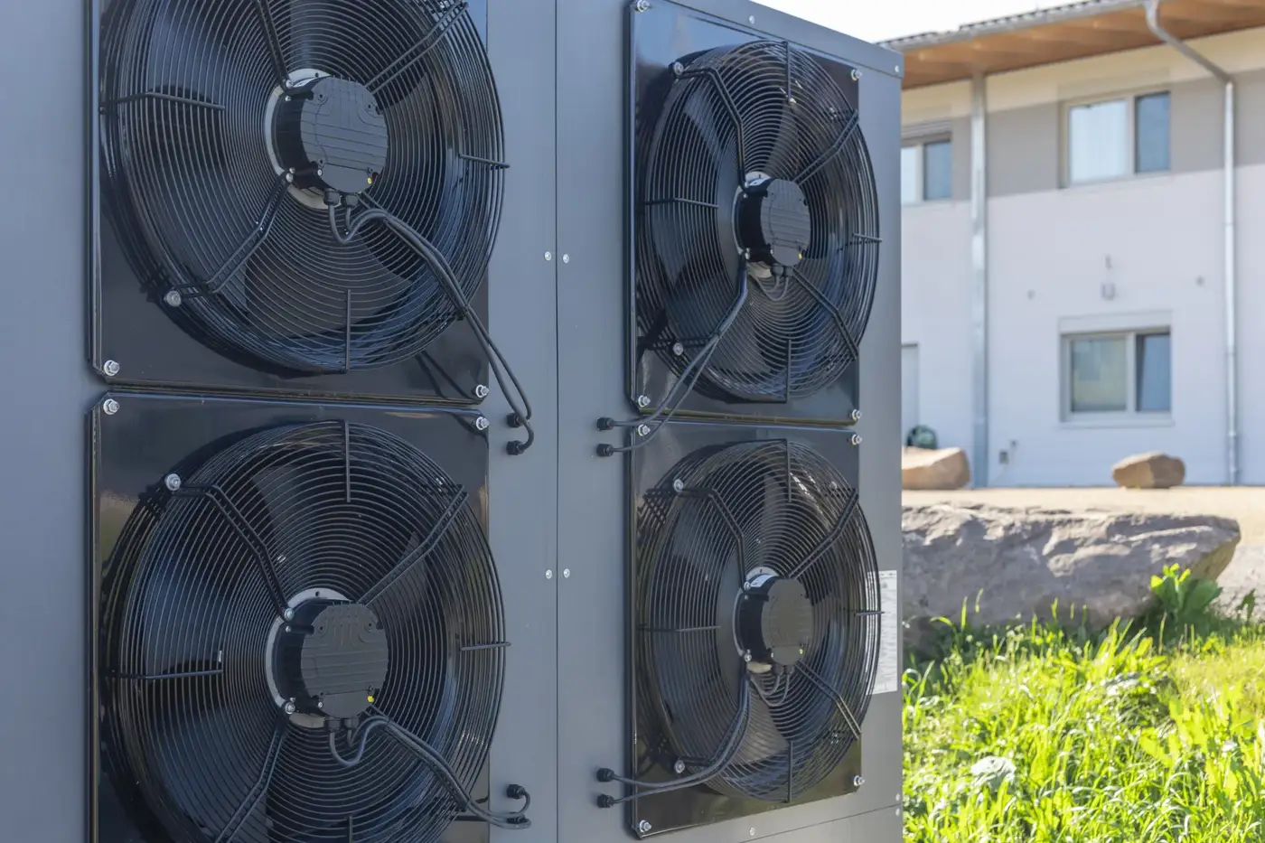 Energy-efficient HVAC heat pump system for Vaughan commercial buildings GTA